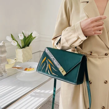 Женская мода в стиле пэчворк, модные повседневные сумки через плечо из искусственной кожи, новый простой тренд, классическая женская дорожная сумка для хранения