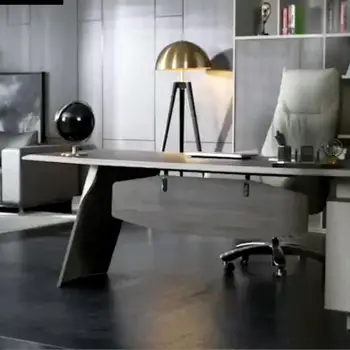 Простая офисная мебель, стол босса, одиночный стол, атмосфера, стол президента, офисный стол и стул менеджера